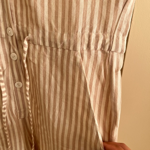 Ali Golden Beige Striped Jumpsuit size Medium - Picture 6 of 8